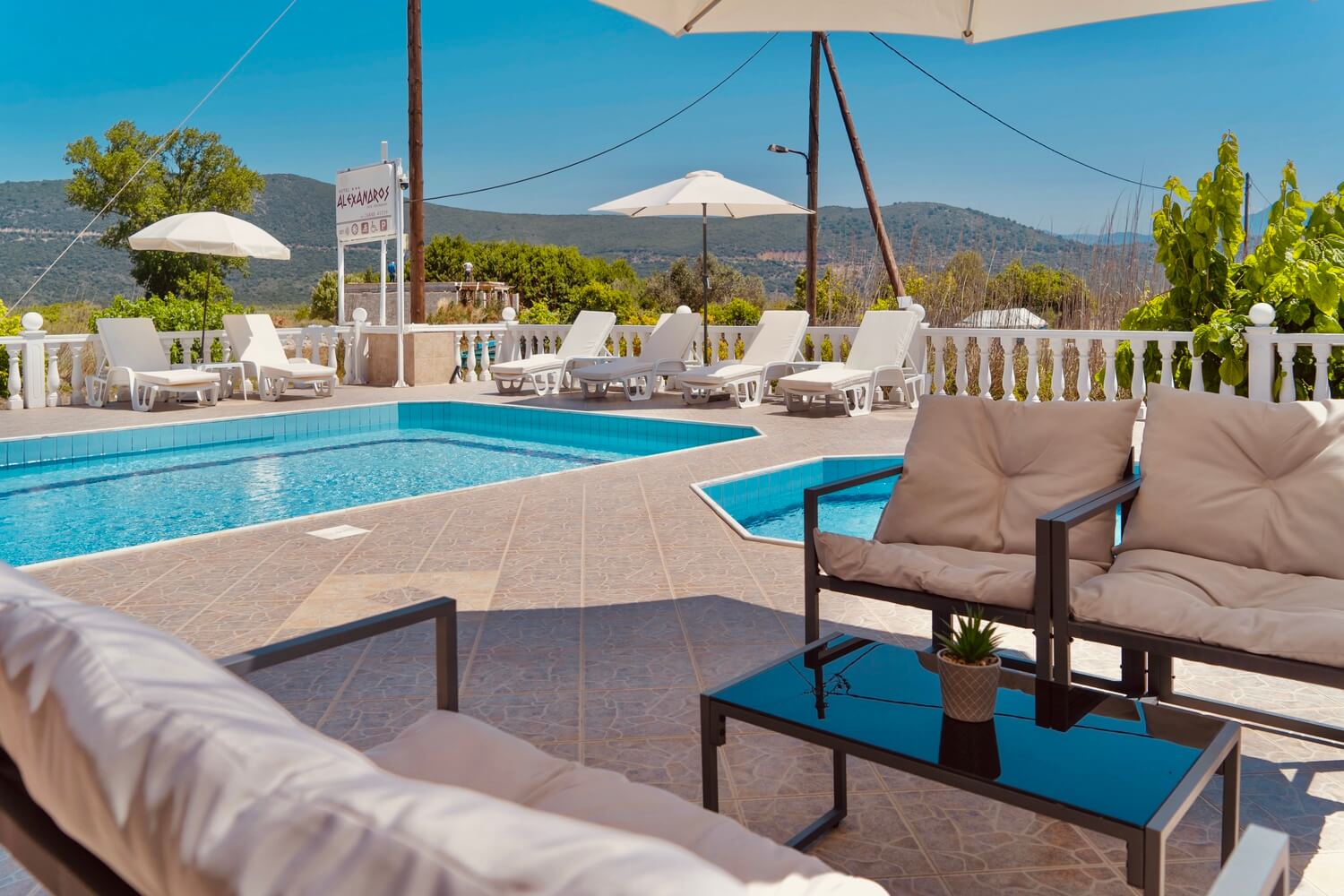 Hotel Alexandros — pool